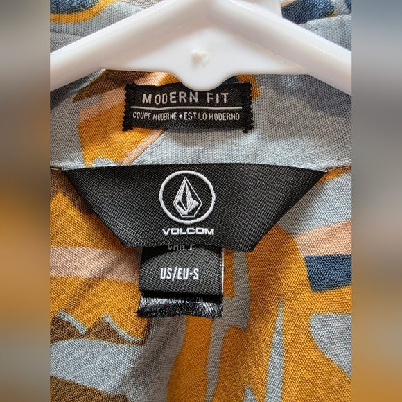 Volcom Multicolor Patterned Men's Shirt - Picture 2 of 4